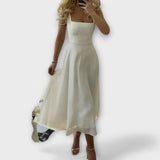 Vestido elegante sem mangas