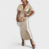 Sable - Vestido Maxi Slim Fit de Satin com Decote em V e Nó Cruzado