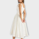 Lotta - Vestido Midi Branco com Detalhe de Laço