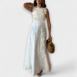 Éliora – Vestido Maxi com Padrão de Renda Floral e Cintos Ajustáveis