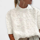 Anita - Blusa com colarinho alto bordado simples