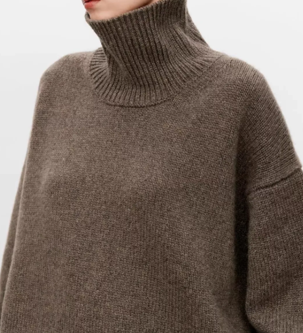 ELIANA I Pullover com Gola Alta