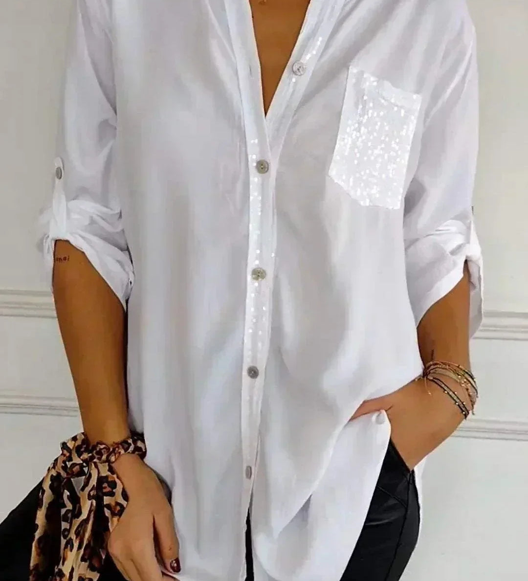 Jasmine | Camiseta Elegante de Decote em V com Lantejoulas Brilhantes para Mulheres