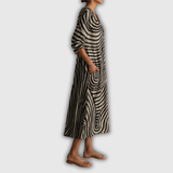 Doris | Vestido Midi com padrão gráfico de ondas
