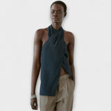 Hannah - Top Halter Neck Azul com Decote nas Costas