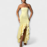 Zuri - Vestido Maxi Slim Fit com Ombros à Mostra e Saia Assimétrica