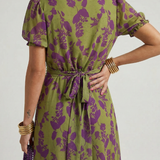 Virel | Vestido Midi de Design Floral Relaxante