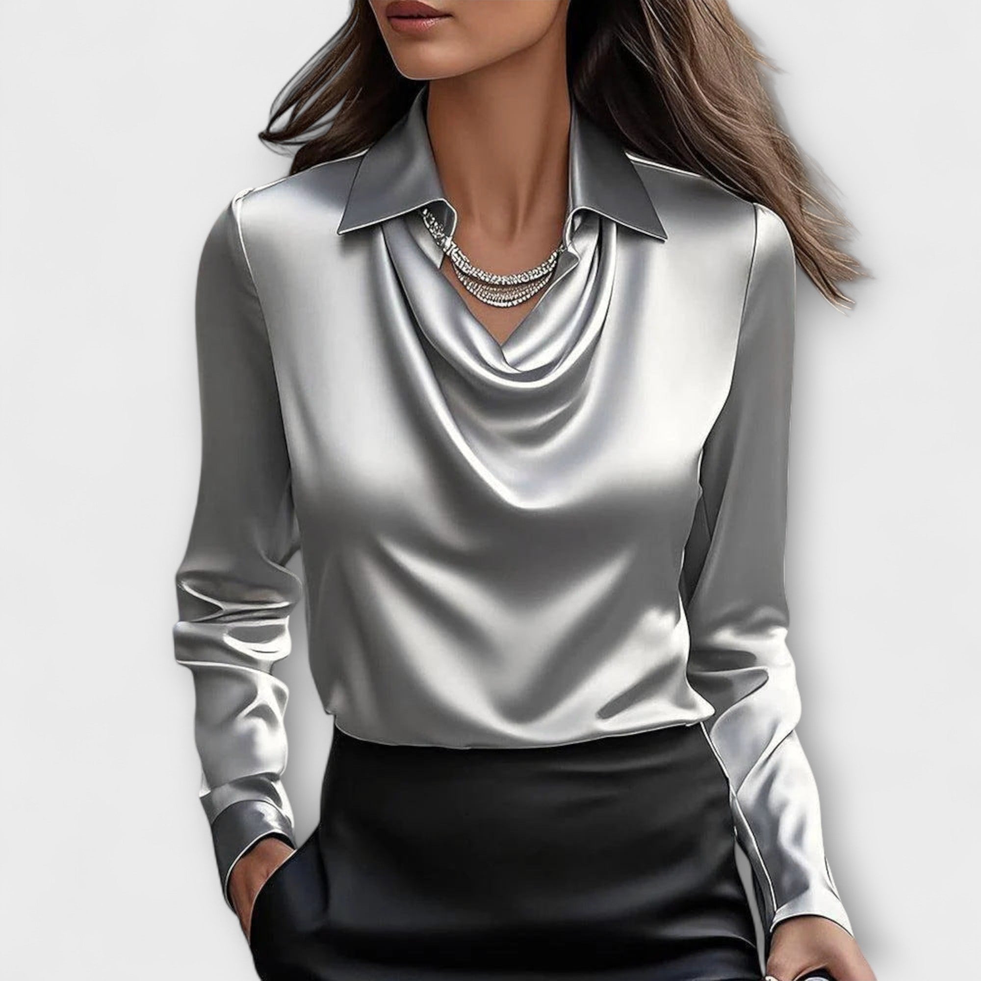 Meli - Blusa Brilhante com Gola Pregueada