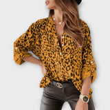 Clara - Blusa Moderna com Padrão de Leopardo