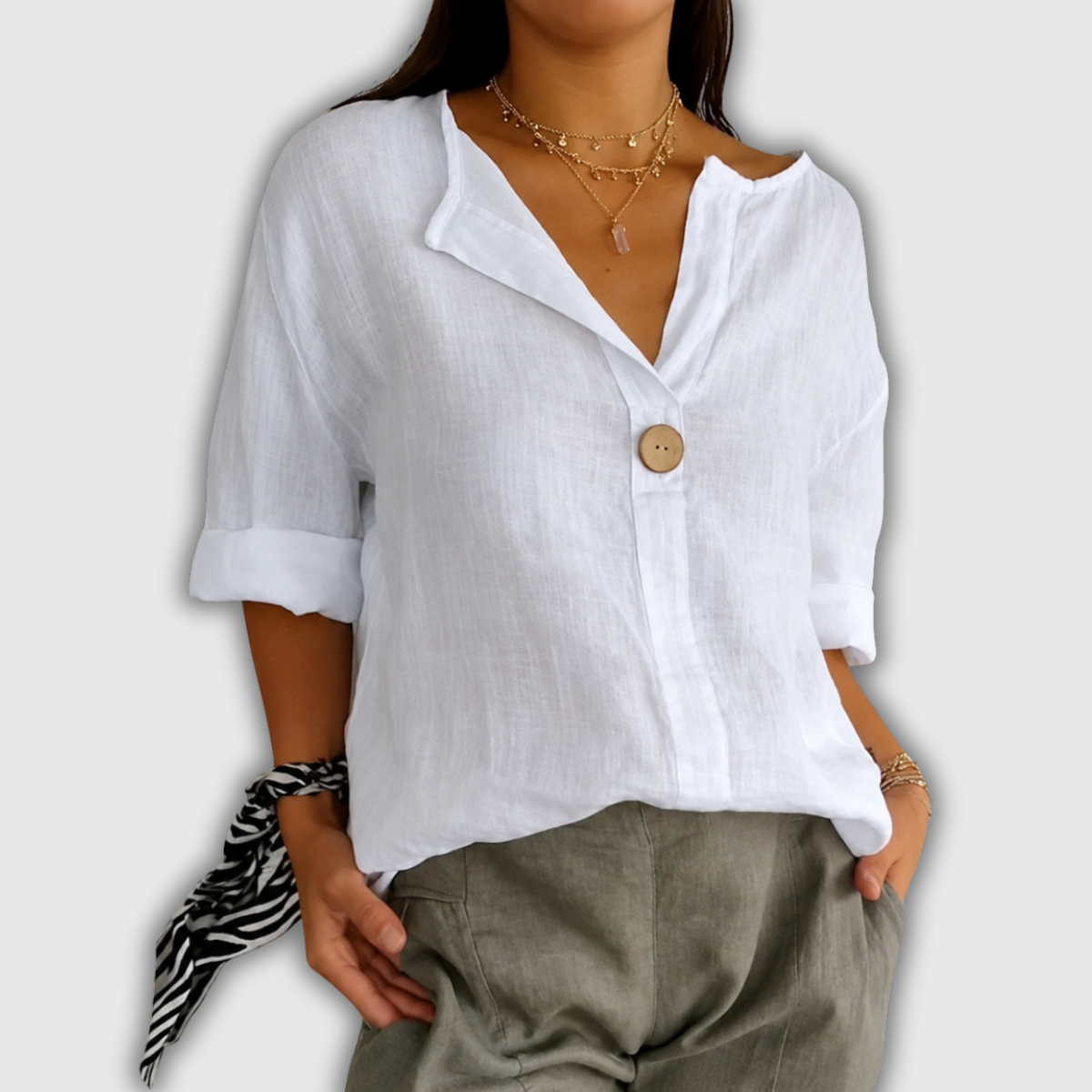 Regula™ | Blusa de Linho com Decote em V e Botão