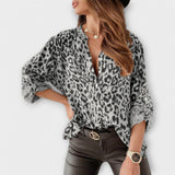 Clara - Blusa Moderna com Padrão de Leopardo