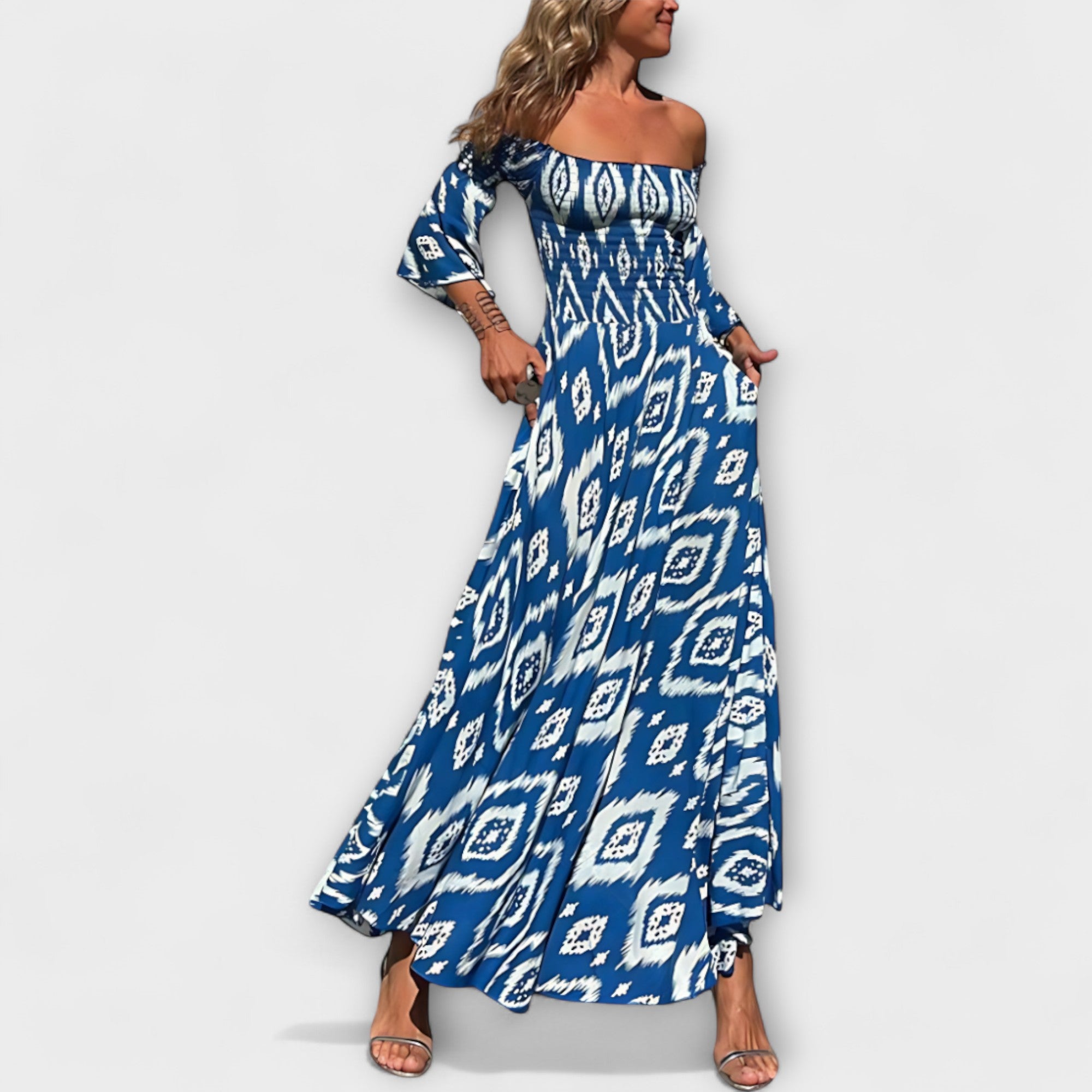 Bella - Vestido Off-Shoulder com Flores do Mar