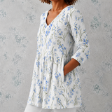 Jeanne | Blusa de Linho Longa com Ramos de Flores Aquareladas