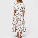 Emelie | Vestido de Verão com Estampa de Flores Silvestres e Pregas Frontais