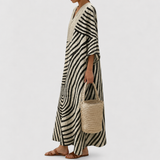 Abigail | Vestido com estampado gráfico de linhas e decote em V