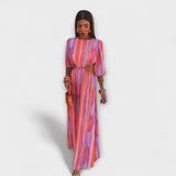 Paloma - Vestido Elegante com Detalhes Cortados