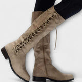 Botas Elegantes com Atacadores