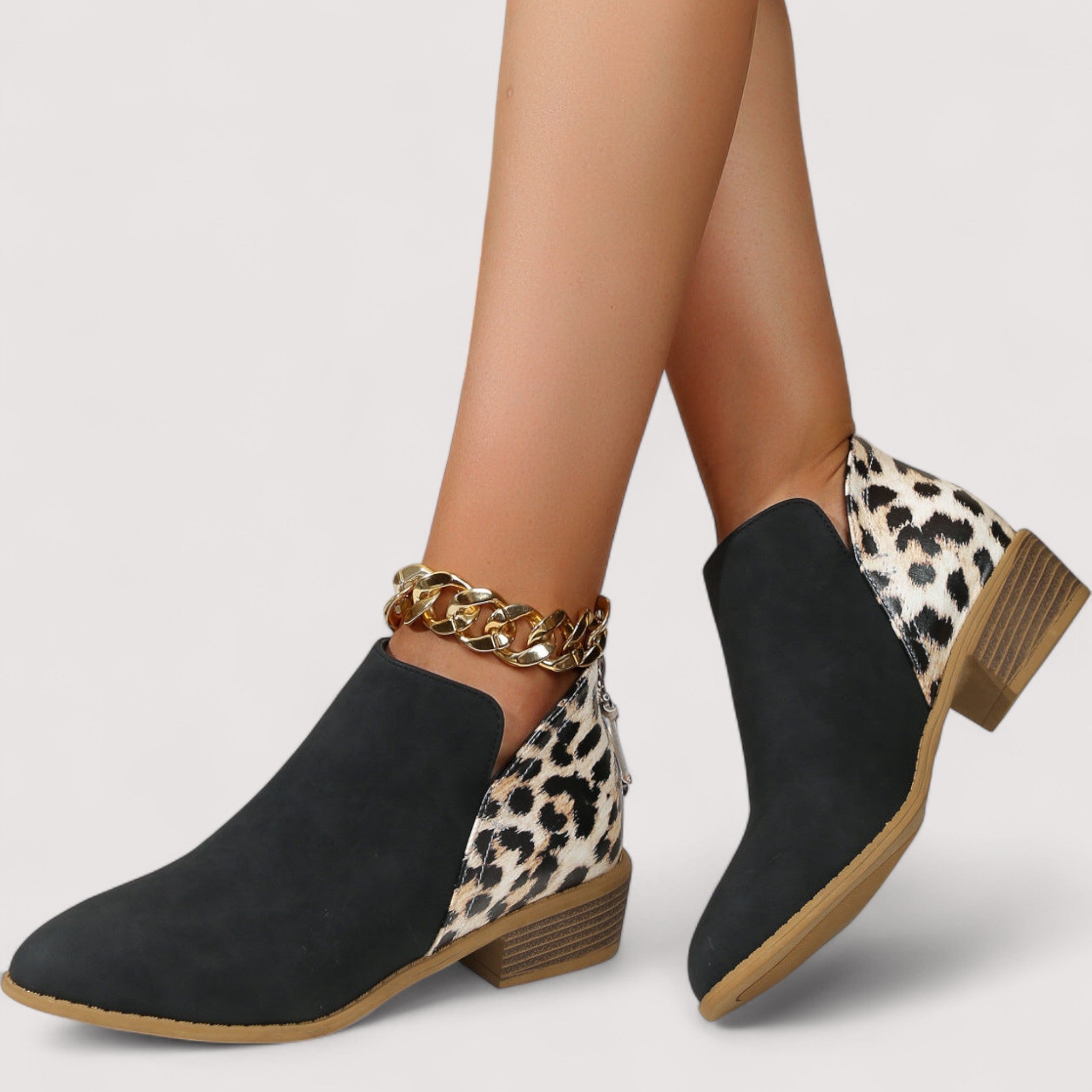 Jasmin - Elegantes Botins de Camurça
