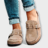 Sapatos ortopédicos femininos com fivela decorativa