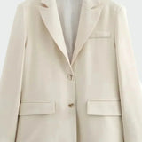 Casaco Oversized com Corte Moderno