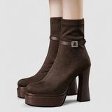Janete - Botas de Plataforma Luxuosas com Conforto e Estilo em Cada Passo