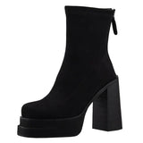 Olga - Botas com estilo moderno e o conforto do camurça