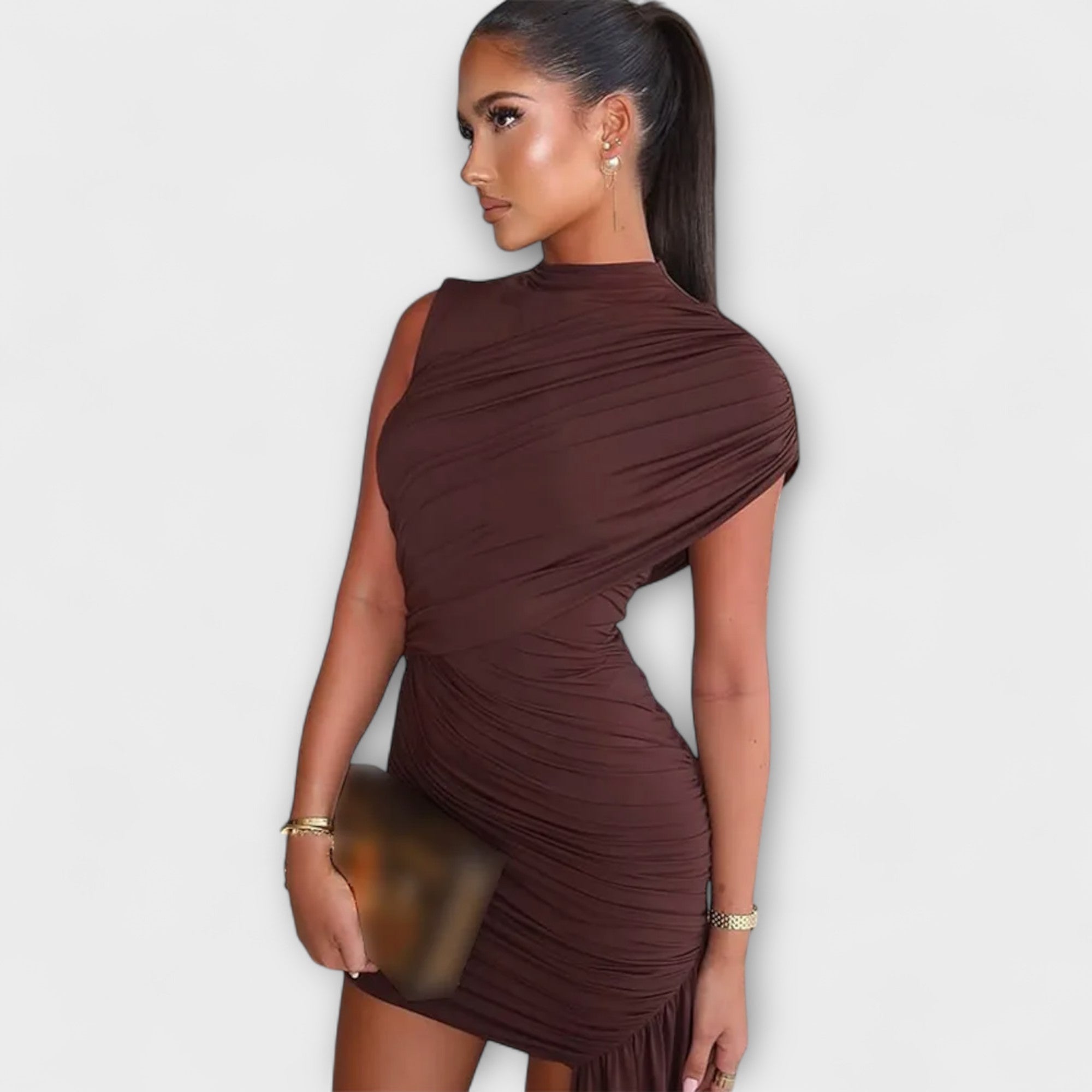 Vestido longo com gola alta