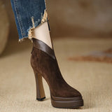 Dora - Botins com estilo moderno, conforto e atitude