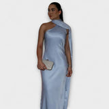 Vestido Maxi Halter Off-Shoulder Elegante