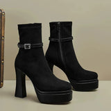 Janete - Botas de Plataforma Luxuosas com Conforto e Estilo em Cada Passo