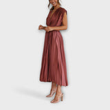 Maria - Vestido Plissado Elegante