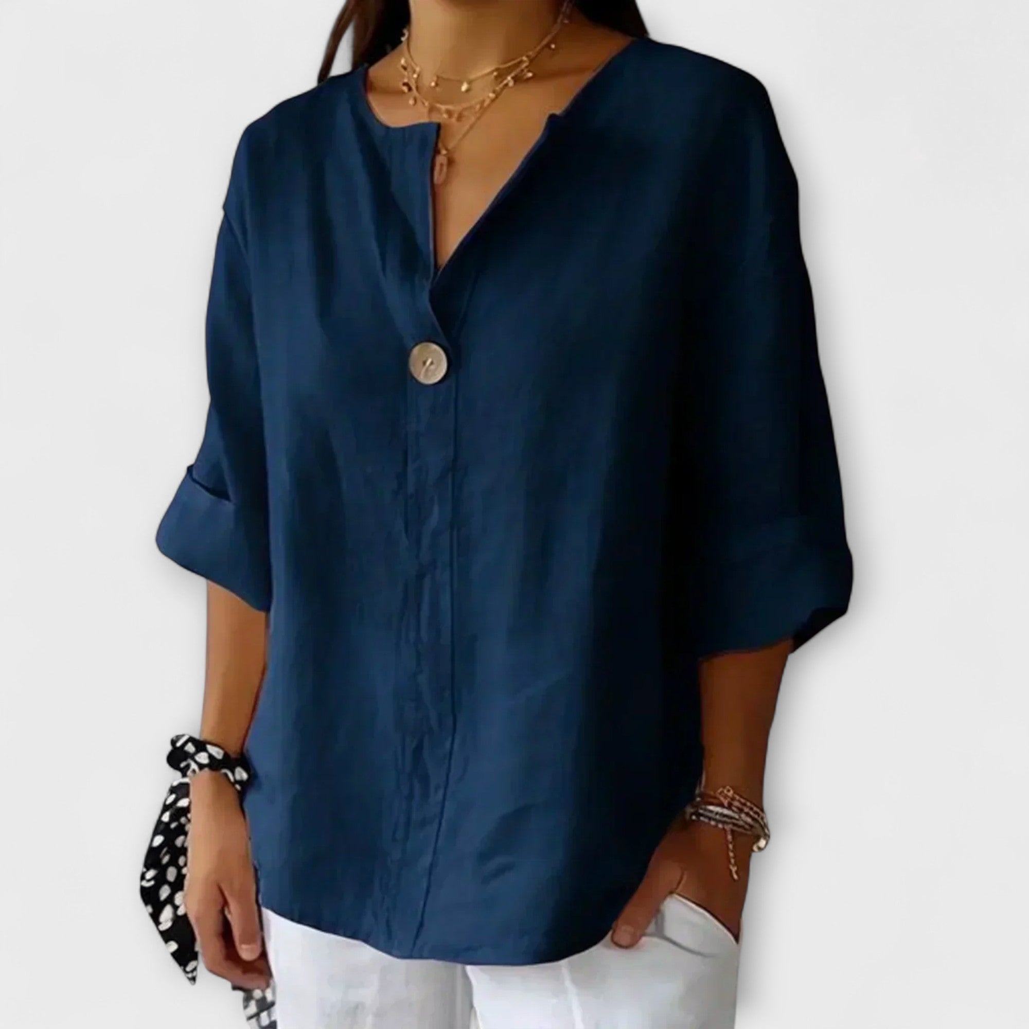 Regula™ | Blusa de Linho com Decote em V e Botão