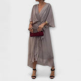 Amoura - Vestido de Chiffon com Decote em V