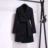 LOUISA | MANTEAU ELEGANTE COM DETALHES PLISSADOS