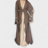 Jasmin - Conjunto de Cardigan e Vestido Elegante com Detalhes em Laço