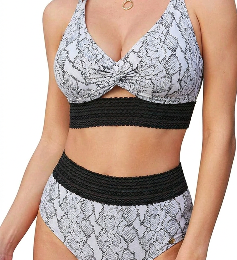ALINA | O teu elegante bikini para disfarçar a barriga