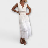 Ninfea Vestido Midi Boho Sem Mangas com Detalhes em Renda
