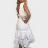 Ninfea Vestido Midi Boho Sem Mangas com Detalhes em Renda